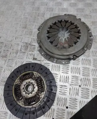 Toyota Avensis T220 Clutch set kit 3082891001