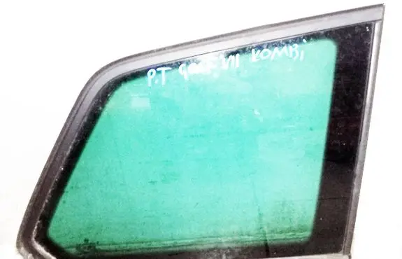Volkswagen Golf VII Rear side window