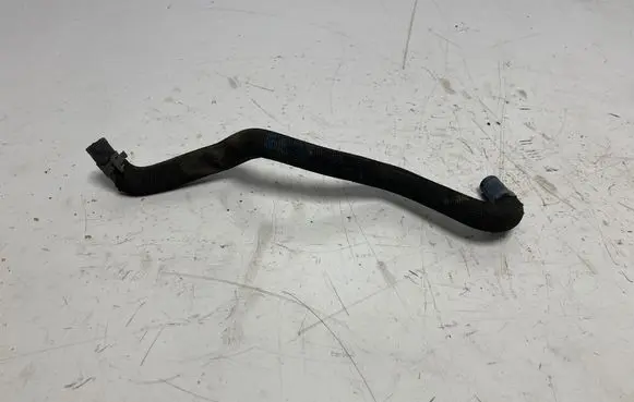 Mercedes-Benz Sprinter W906 Breather/breather pipe/hose A6512000358 6512000358