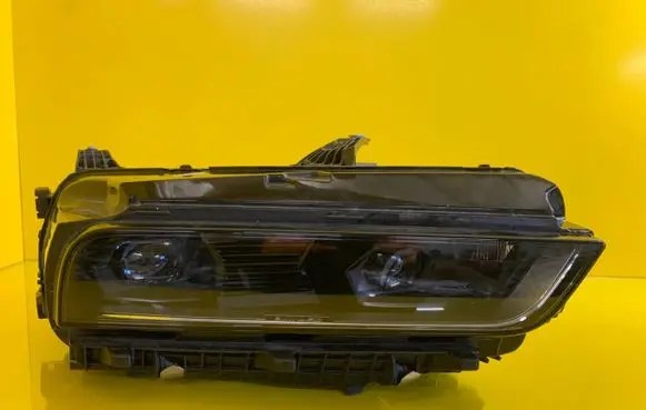 BMW 7 G70 Headlight/headlamp 5B33EF4-01