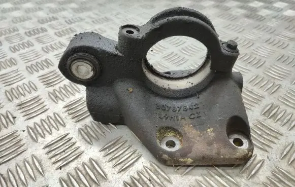 Volvo XC60 Driveshaft support bearing bracket 30787842