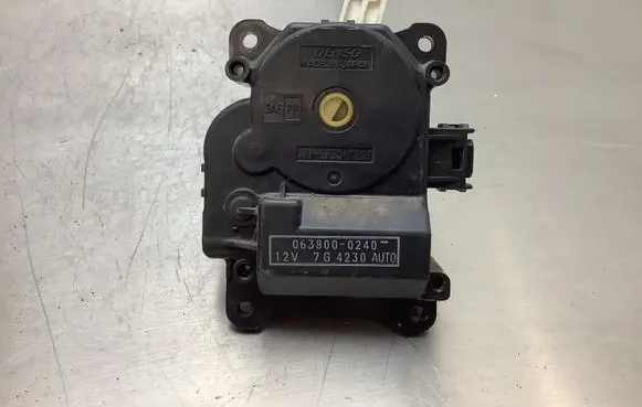 Toyota Prius (XW20) Air flap motor/actuator 0638000240 7G4230AUTQ