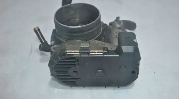Seat Alhambra (Mk1) Throttle valve 06A133062B