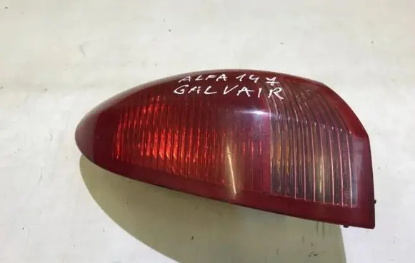 Alfa Romeo 147 Rear/tail lights 46556349