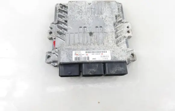 Ford Focus Engine control unit/module S180133007F BV6112A650NF