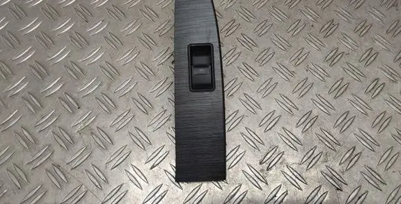 Toyota Avensis T270 Rear door window switch trim 7427205050 7427205040