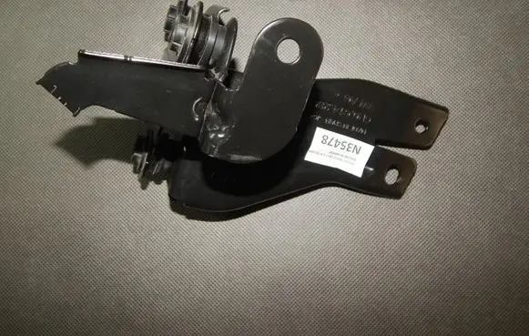 Skoda Rapid (NH) ABS pump bracket 6R0614235F