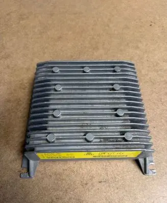 Skoda Superb B6 (3T) Sound amplifier 3T0035456