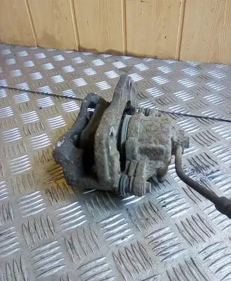 Chrysler PT Cruiser Front brake caliper 