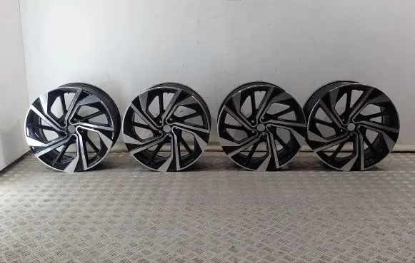 Nissan Qashqai J12 R20 alloy rim 6UA6A MA186UA6A D0C006UA6A