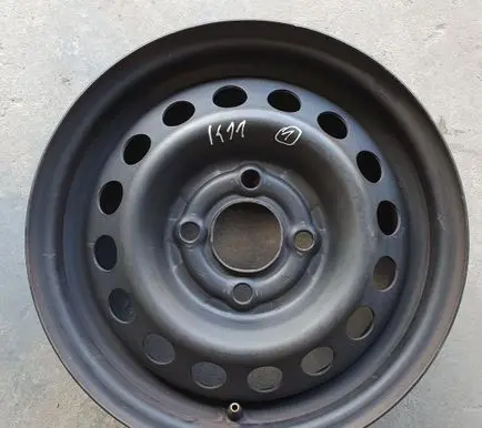 Nissan Micra R13 steel rim 40300-4F400