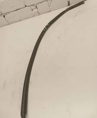 Volkswagen Transporter - Caravelle T5 Rubber seal front coupe door window 