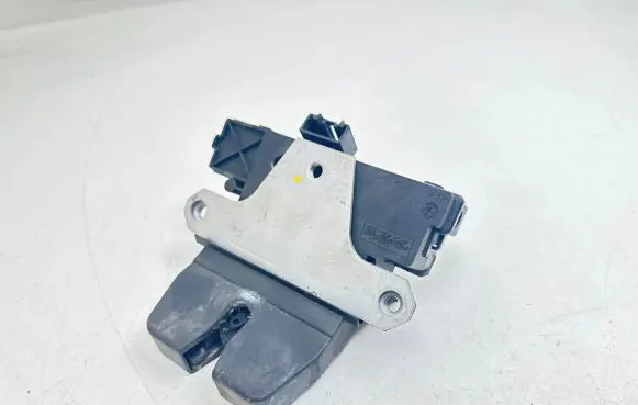 Ford Focus Tailgate/trunk/boot lock/catch/latch 01041111905