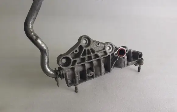 Maserati Levante EGR valve cooler bracket 90513443F
