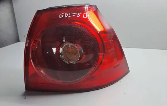 Volkswagen Golf V Rear/tail lights 1K6945258 28492202