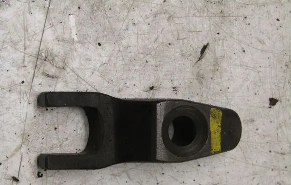 Hyundai Tucson TL Fuel Injector clamp holder 