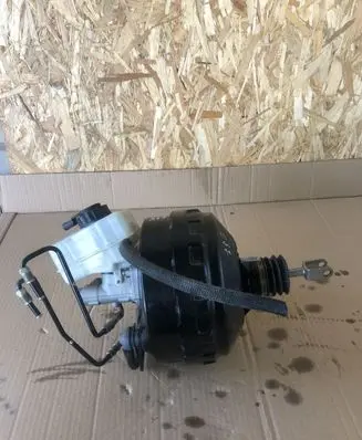 BMW 1 E81 E87 Brake booster 296785644 25221189200763