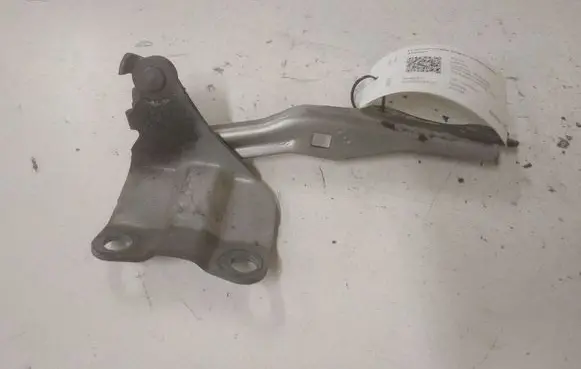Mazda 6 Engine bonnet/hood hinges