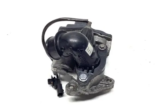 Nissan Qashqai EGR valve 147104647R HU1501000211