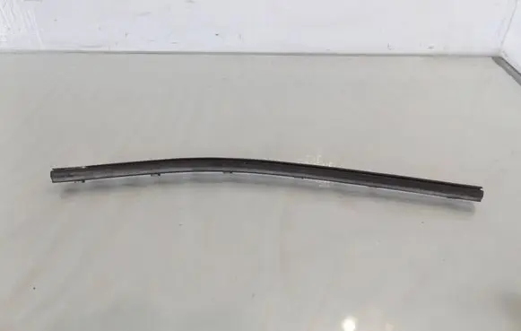 Volkswagen Polo IV 9N3 Engine compartment rubber 6Q0837000