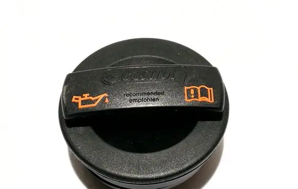 Volkswagen Crafter Oil filler cap 079103485