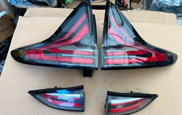 Renault Espace V (RFC) Rear/tail lights 