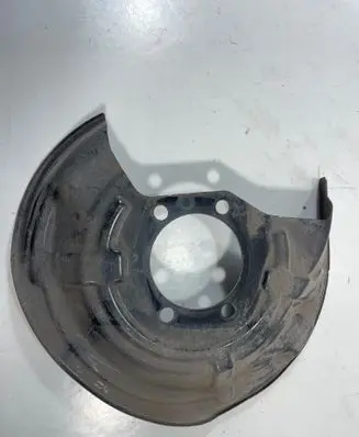 Nissan Leaf II (ZE1) Rear brake disc plate dust cover 441394ca0a
