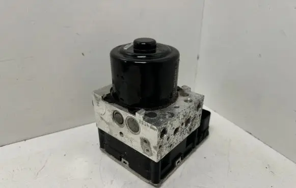 Volkswagen Touareg II ABS Pump 7P0907379F