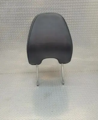 Volvo XC60 Front seat headrest 