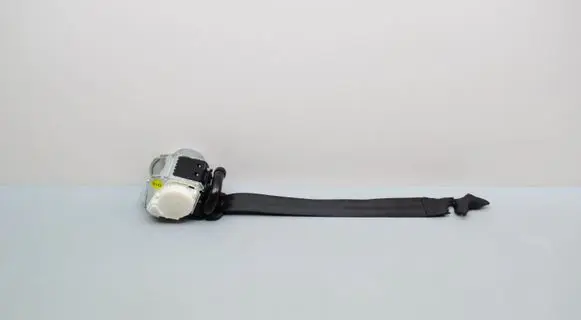 Rear seatbelt