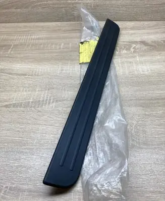 Mazda 5 Front sill trim cover C23668720A