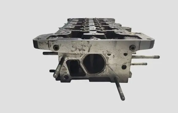 Opel Insignia A Engine head 55576540