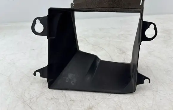 Volkswagen Golf VII Intercooler air channel guide 5G0117334C