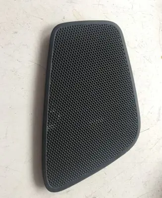 Side speaker trim/cover