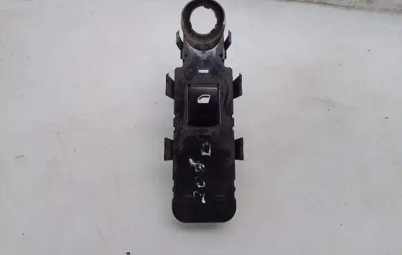 Peugeot 207 Electric window control switch E29785