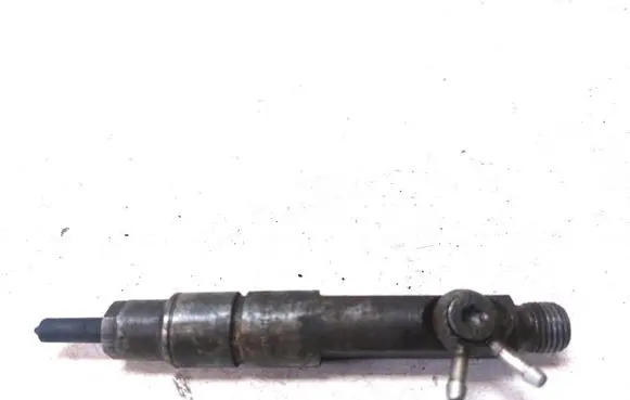 Volkswagen II LT Fuel injector 074130201C