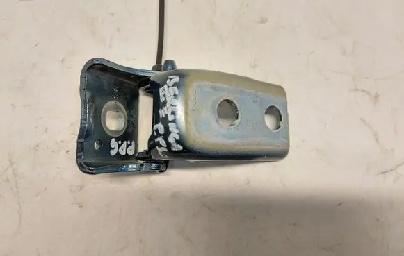 Peugeot 3008 III Front door upper hinge CITBER4