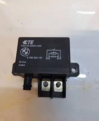 BMW X5 F15 Coolant fan relay 9198302