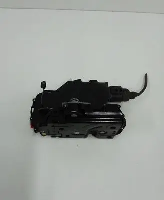 Volkswagen Golf VI Rear door lock 7L0839016D 991610300