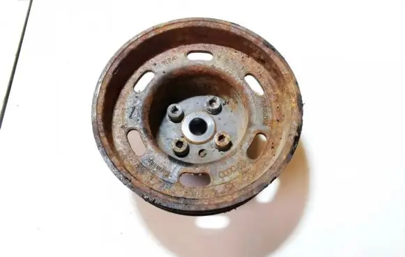 Audi A4 S4 B5 8D Crankshaft pulley 050105255D