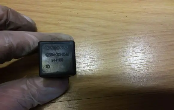 Volvo V70 Other relay V23134J52X346