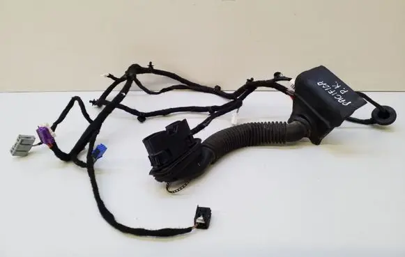 Chrysler Pacifica Front door wiring loom 68228617AE P68228617AE