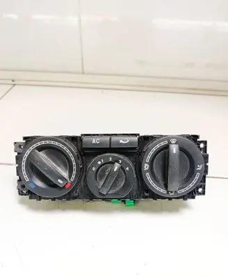 Volkswagen Transporter - Caravelle T5 Climate control unit 7H0820045