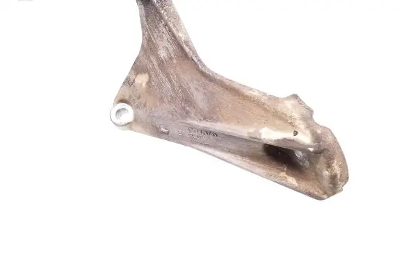 Volvo S70 V70 V70 XC Engine mounting bracket 1397889