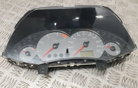 Ford Focus Speedometer (instrument cluster) 98AP10841BC