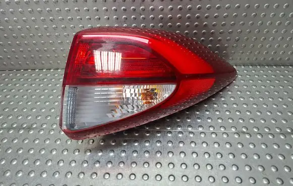 Hyundai Tucson TL Rear/tail lights S27725836 92402D71