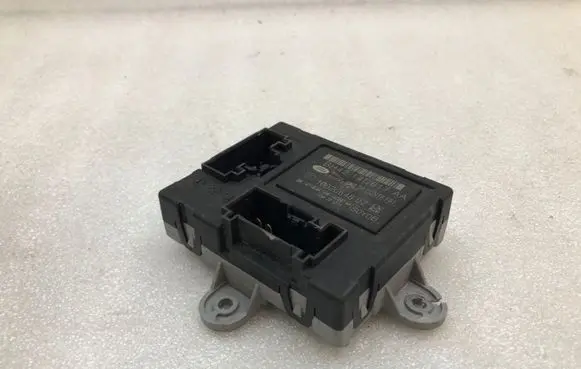 Land Rover Discovery 4 - LR4 Door control unit/module BH4214D617AA 1002064802