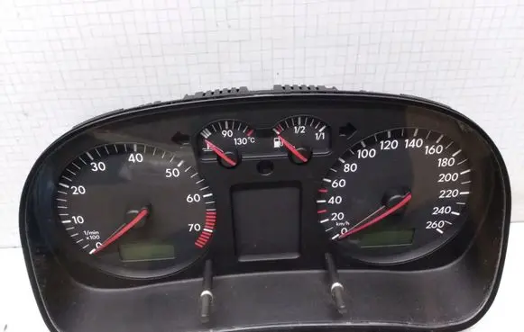 Volkswagen Golf IV Speedometer (instrument cluster) 1035100002 0263628001 1J0920805B