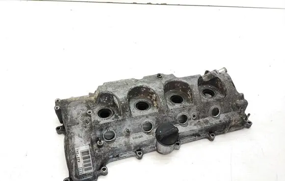 Toyota Avensis T250 Rocker cam cover 112010R011