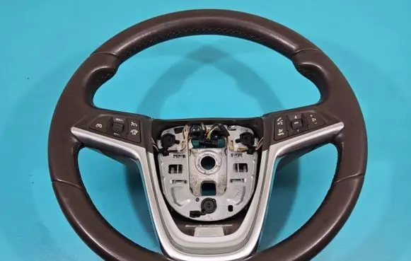 Opel Zafira C Steering wheel 13356998 IMPRK1377008